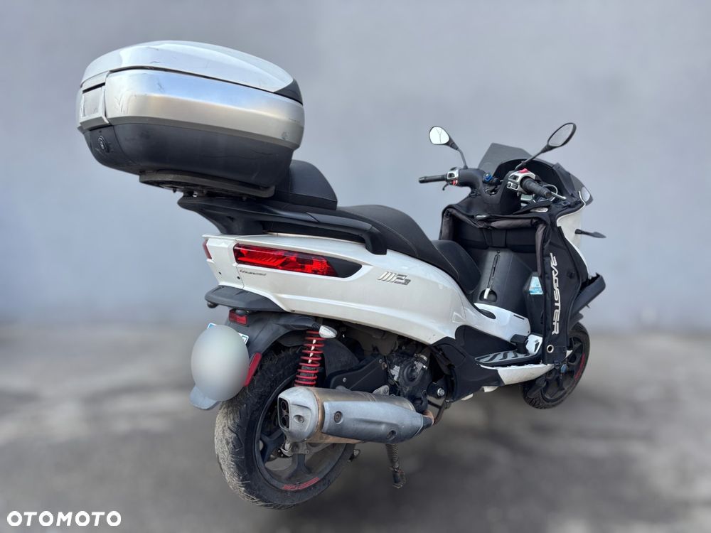 Piaggio MP-3 - 6