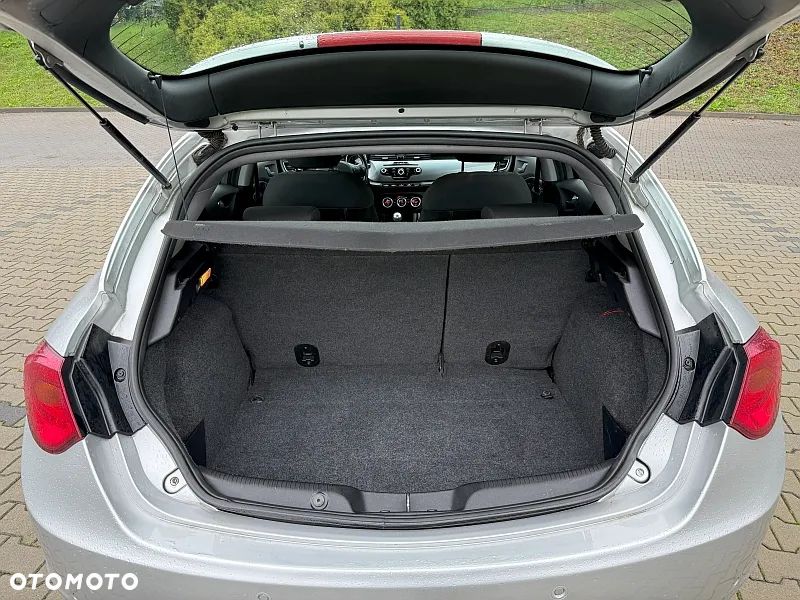 Alfa Romeo Giulietta 2.0 JTDM 16V Turismo - 10