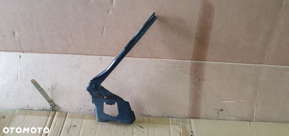 Zawias maski lewy przód przedni Audi A4 B8 Lift 8K0823301D - 1