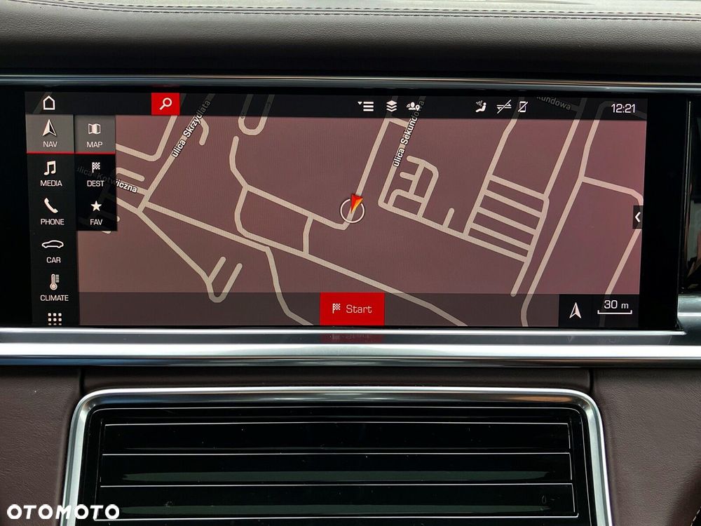 Porsche Panamera - 23