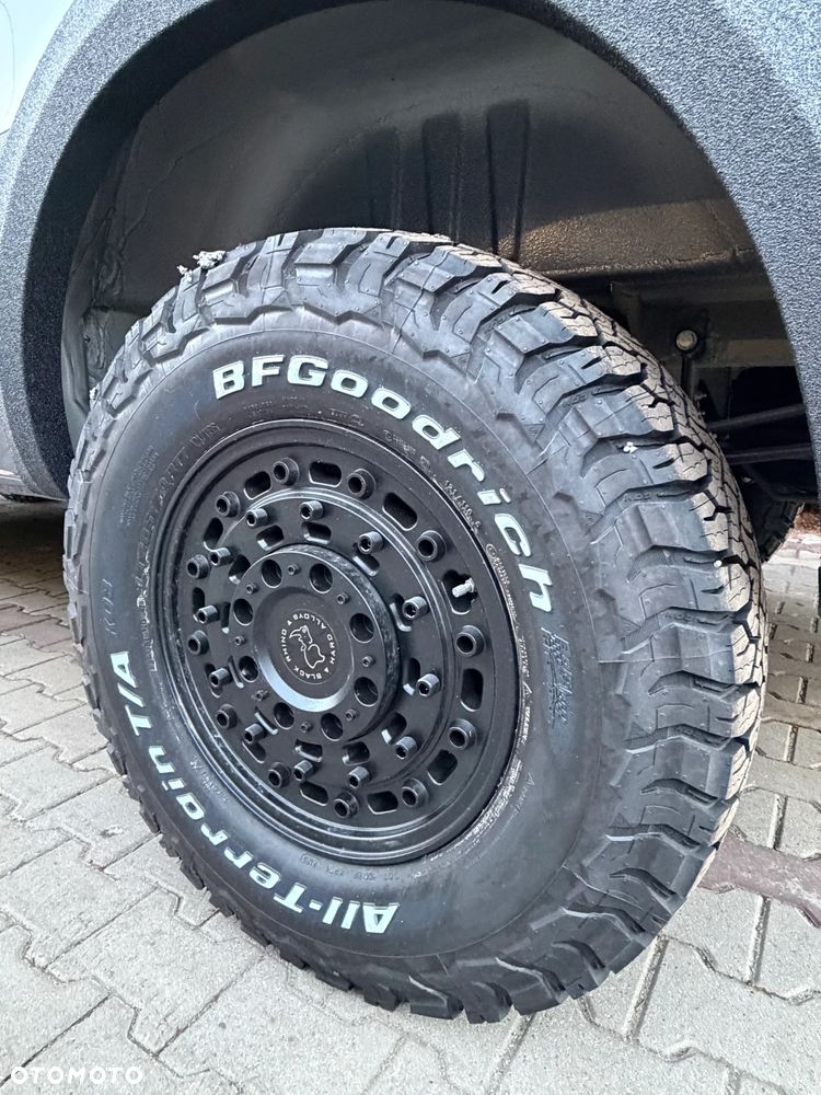 Mercedes-Benz Sprinter - 14