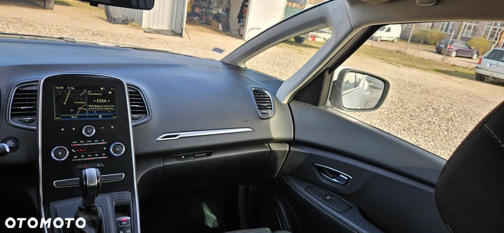 Renault Scenic BLUE dCi 120 EDC BUSINESS EDITION - 29