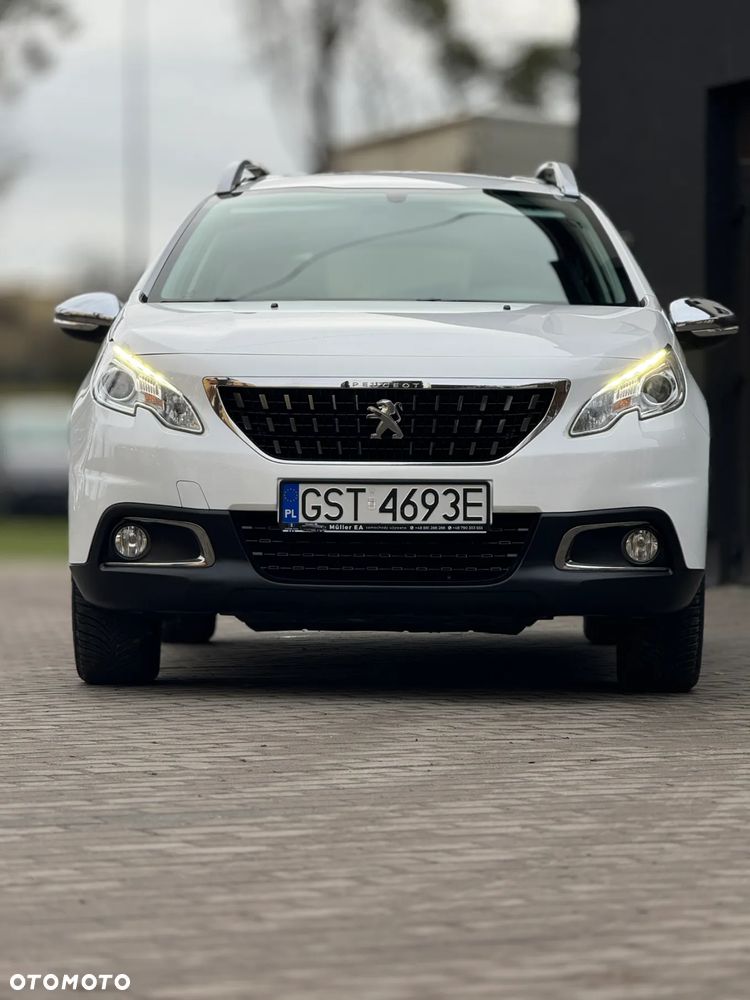Peugeot 2008 1.6 BlueHDi Style - 9