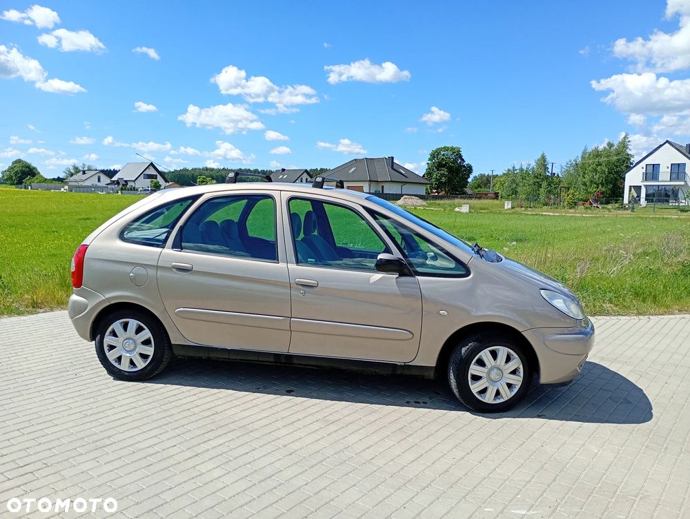Citroën Xsara Picasso 1.8i Exclusive - 2