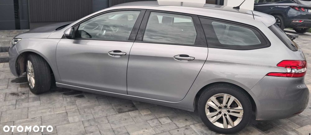 Peugeot 308 2018 photo 4