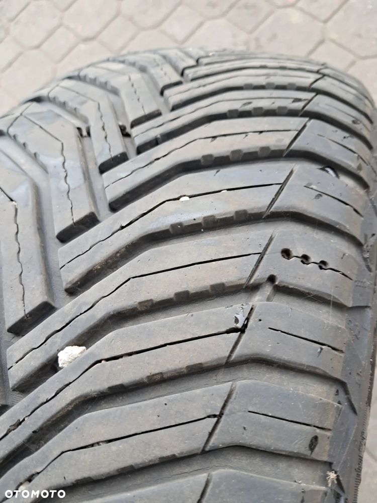 Opona całoroczna 215/65r17 Michelin CrossClimate 2 24r - 2