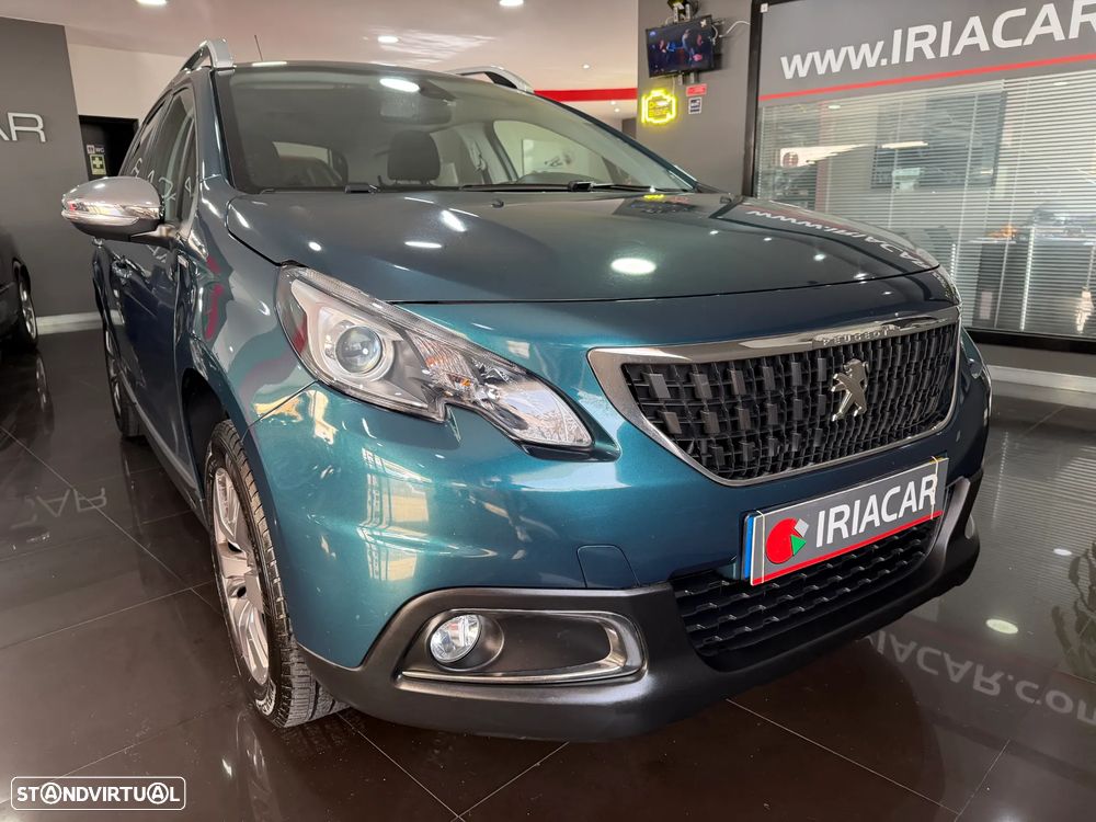 Peugeot 2008 1.2 PureTech Style - 16