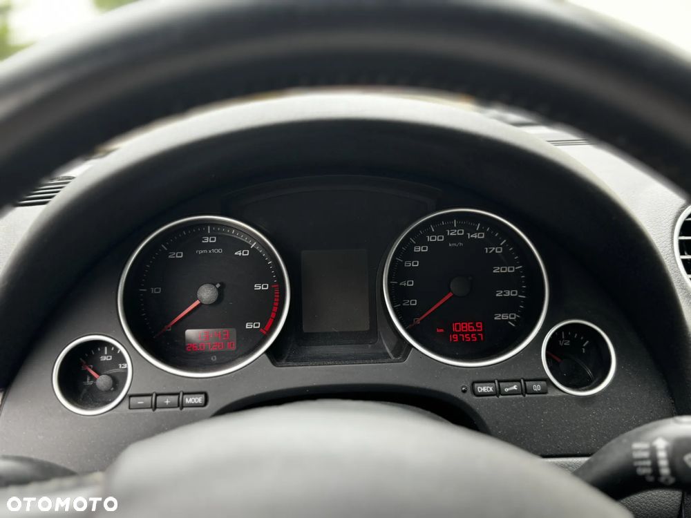 Seat Exeo 2.0 TDI DPF Style - 4