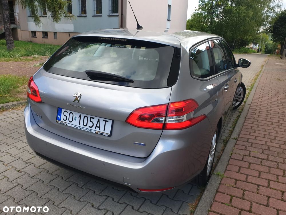 Peugeot 308 2.0 HDi Allure - 17