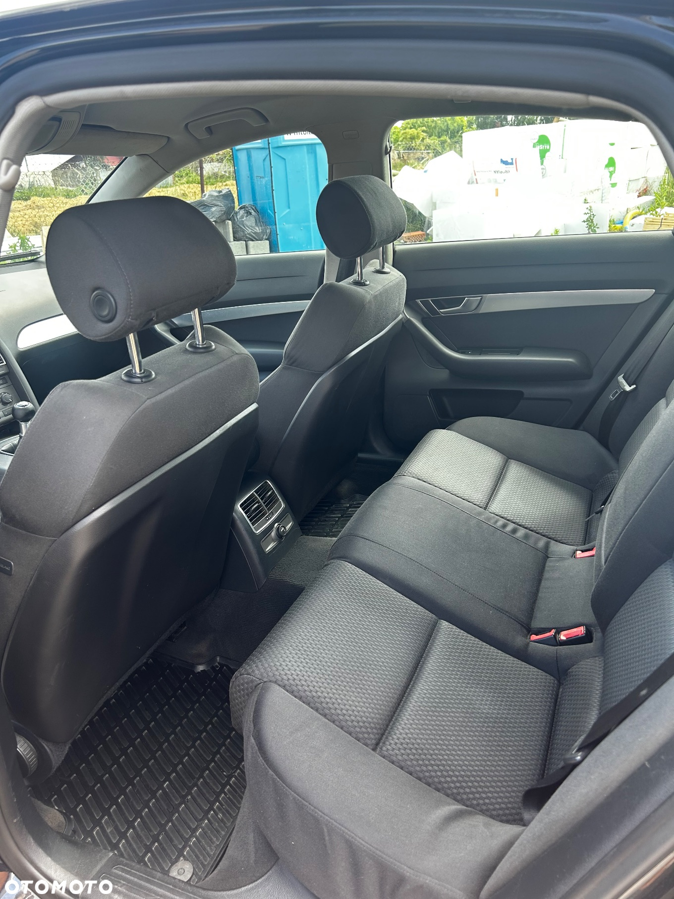 Audi A6 2.4 - 11