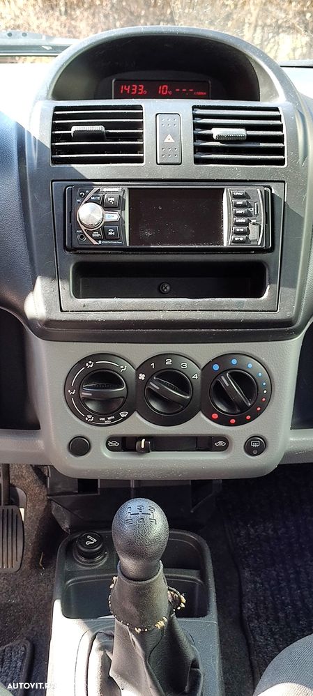 Suzuki Ignis 1.5 Four Grip Club 4 Seasons - 3