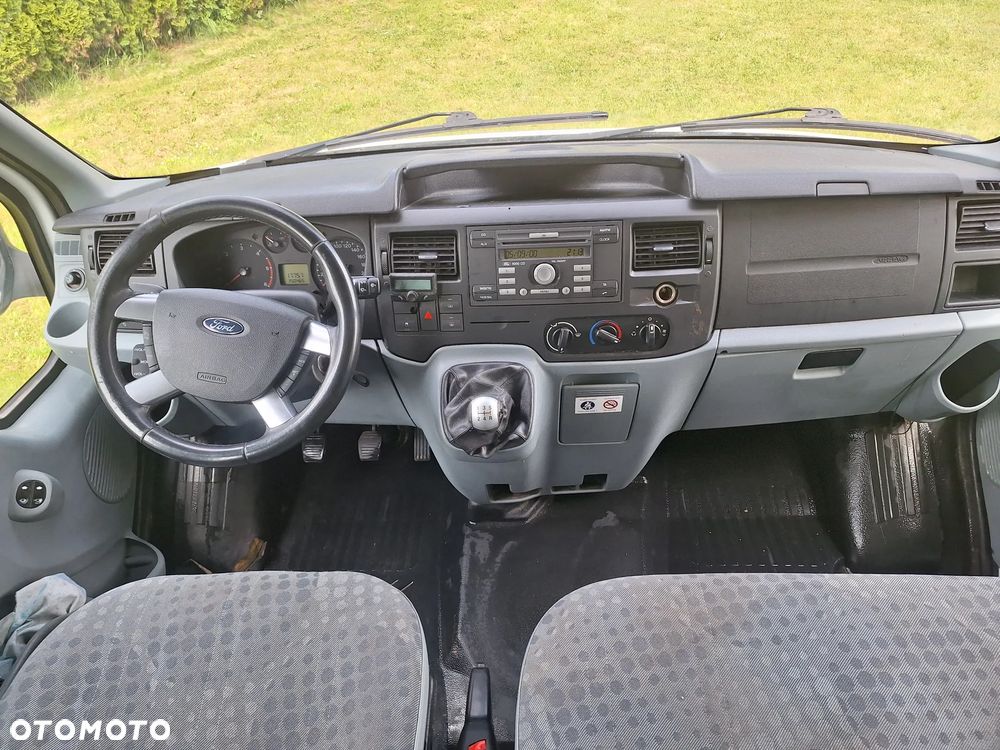Ford Transit - 6