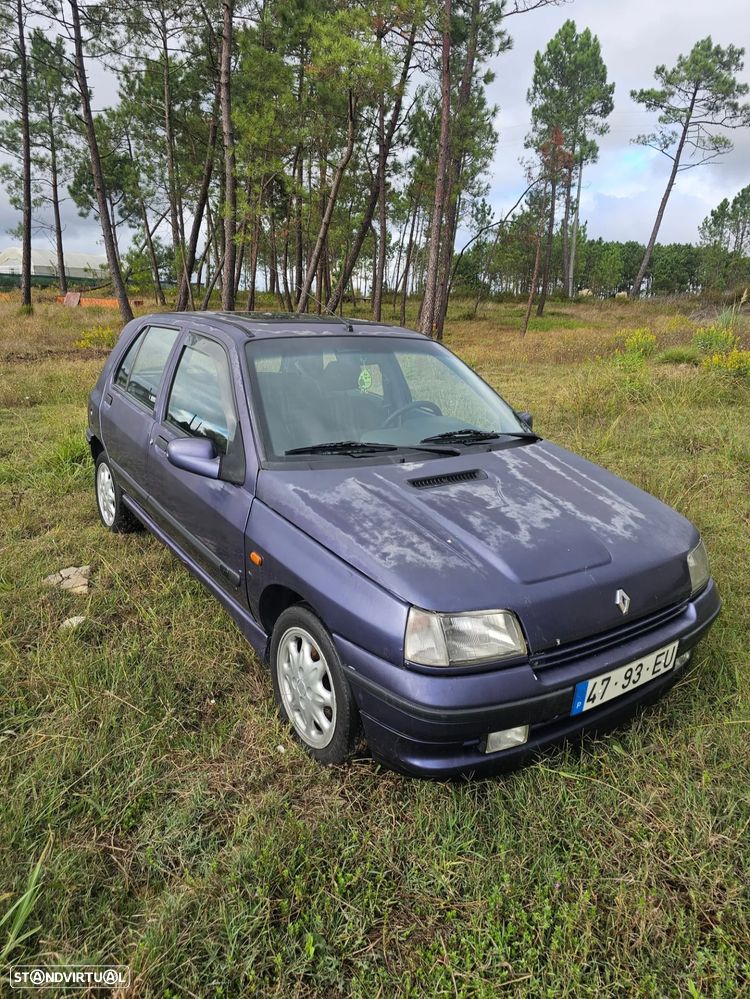 Renault Clio 1.9 RT - 3