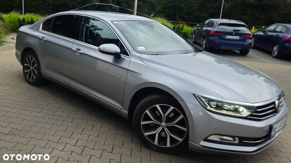 Volkswagen Passat - 2