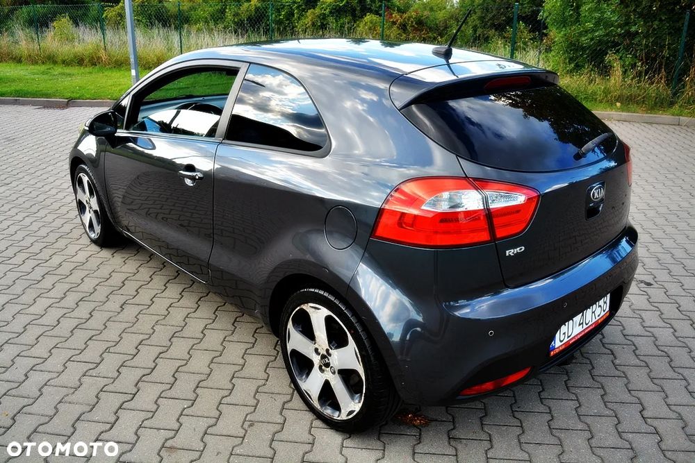 Kia Rio 1.4 Spirit - 4