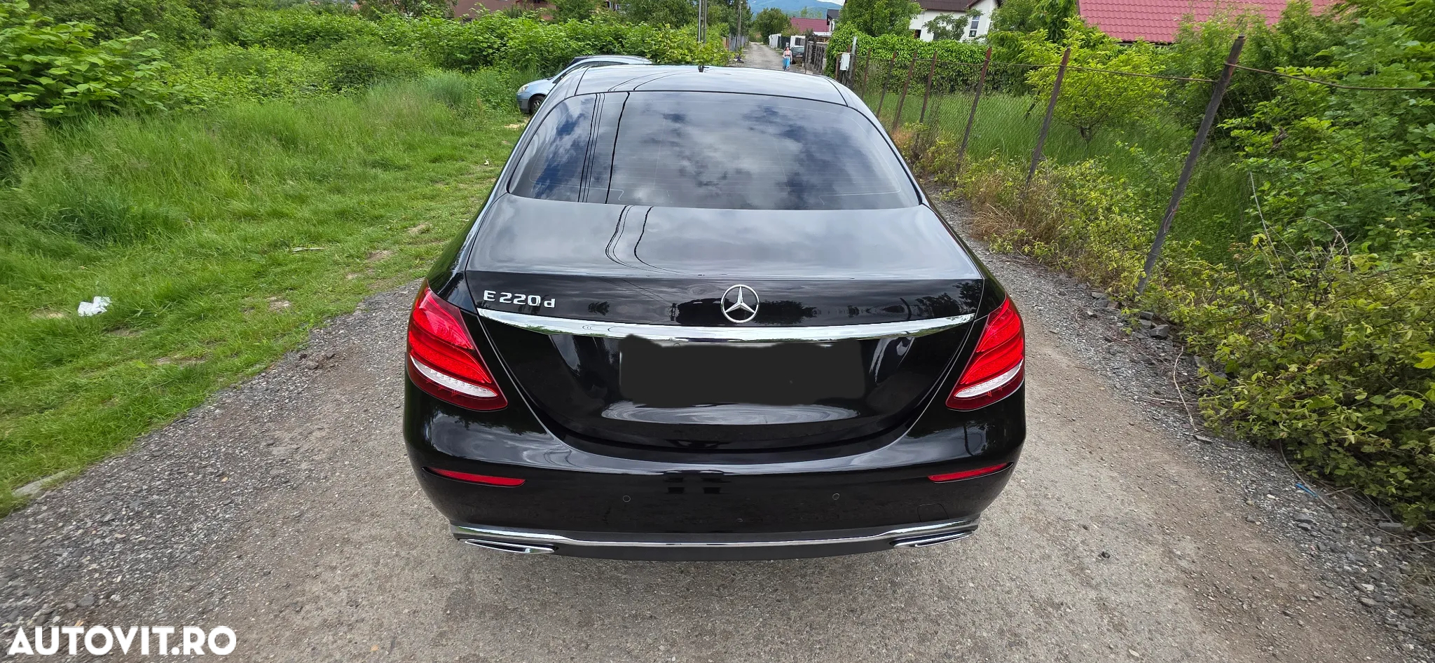 Mercedes-Benz E 220 d 9G-TRONIC AMG Line - 22