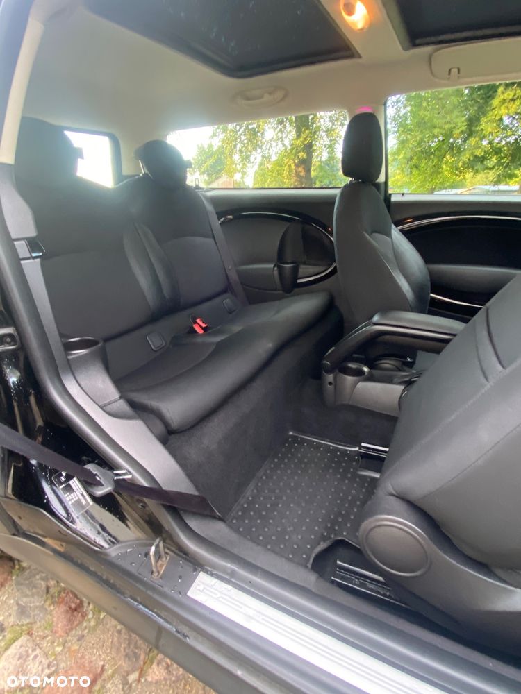 MINI Clubman Cooper D - 14