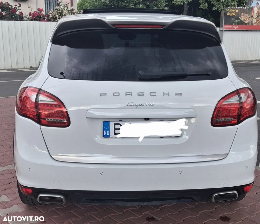Porsche Cayenne - 4