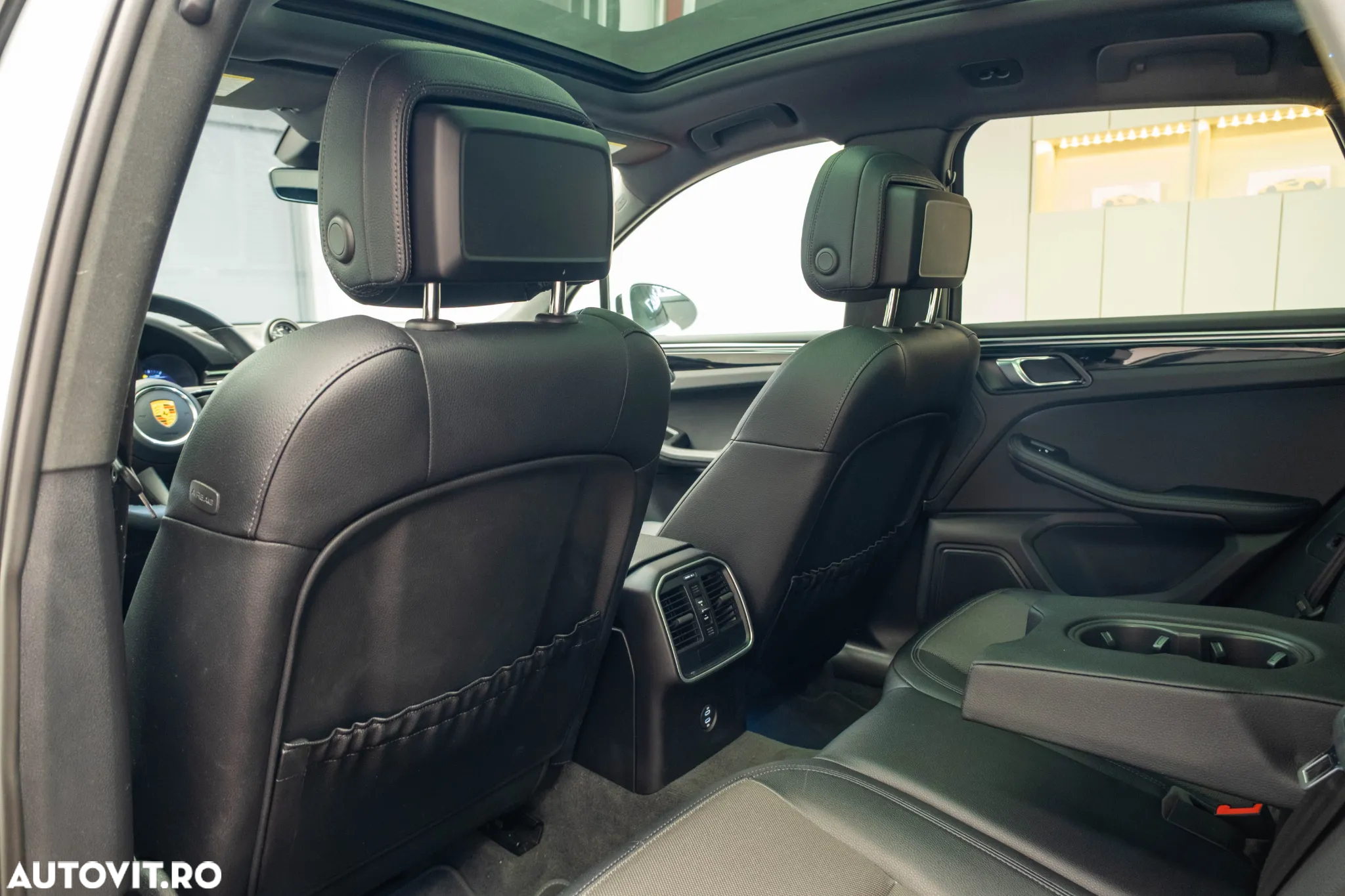 Porsche Macan - 26