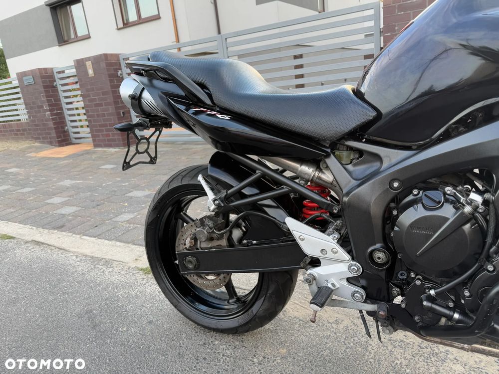 Yamaha FZ6 - 22