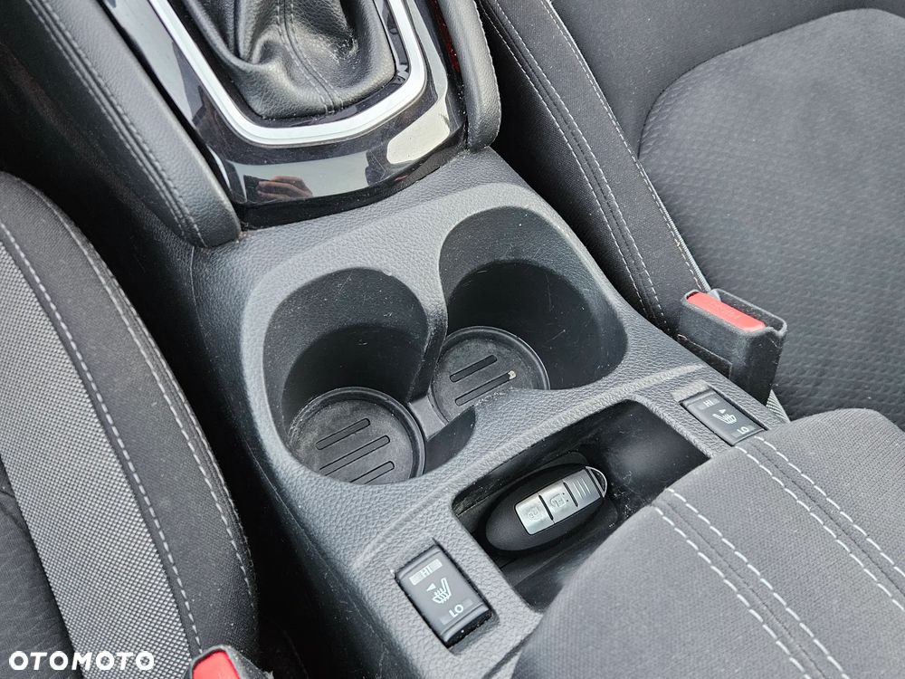 Nissan Qashqai 1.2 DIG-T N-Connecta Xtronic EU6 - 19