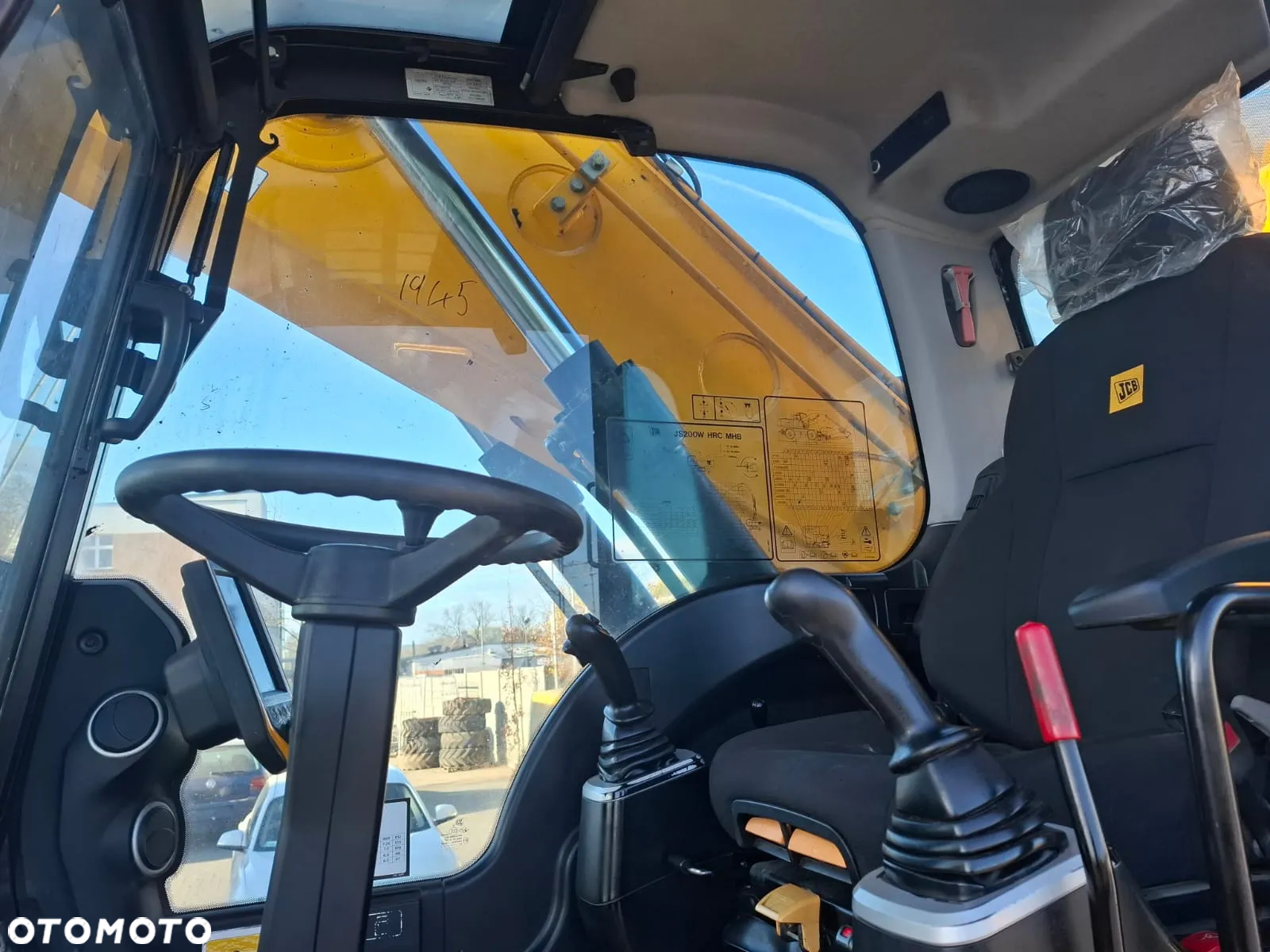 JCB JS 200W - 12