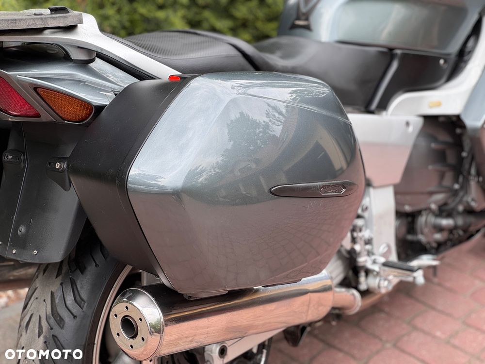 Yamaha FJR - 24