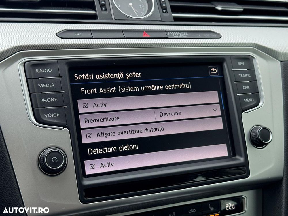 Volkswagen Passat - 15