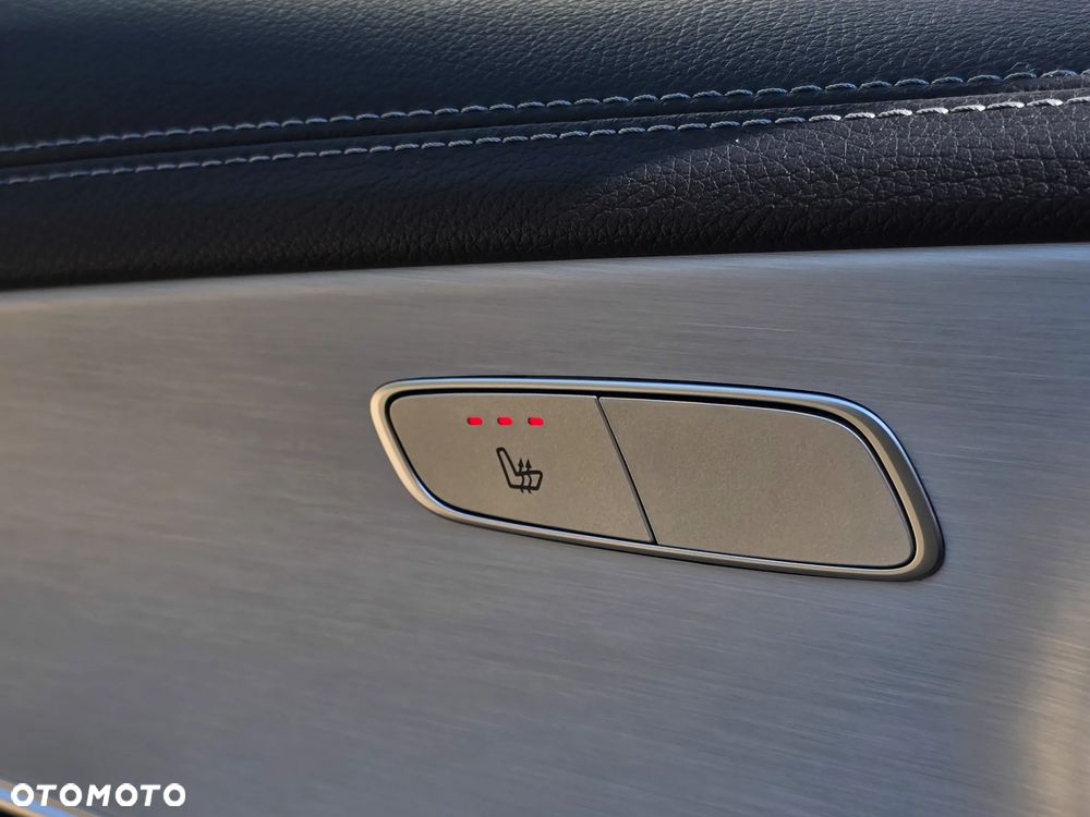 Mercedes-Benz Klasa E 220 d 4-Matic AMG - 19