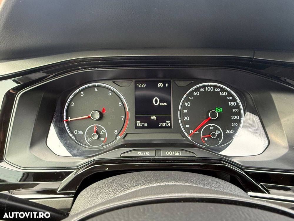 Volkswagen Polo 1.0 TSI DSG Comfortline - 23