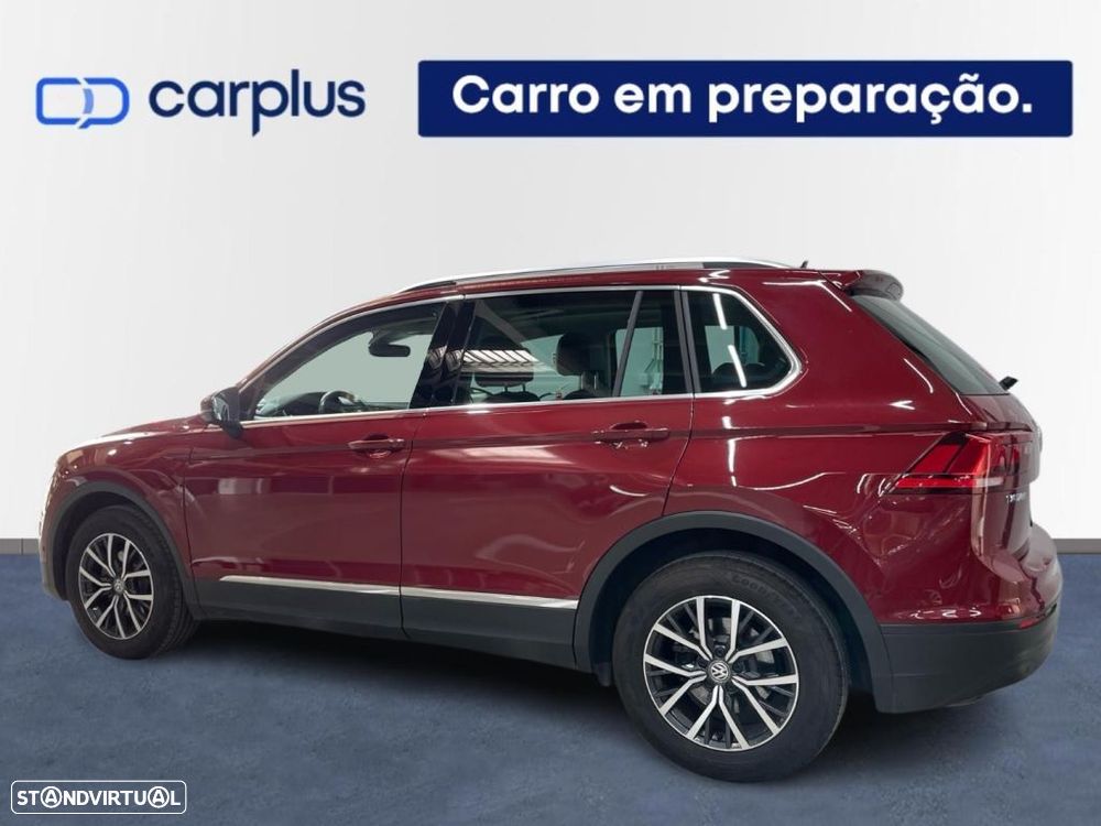 VW Tiguan 2.0 TDI Highline DSG - 2
