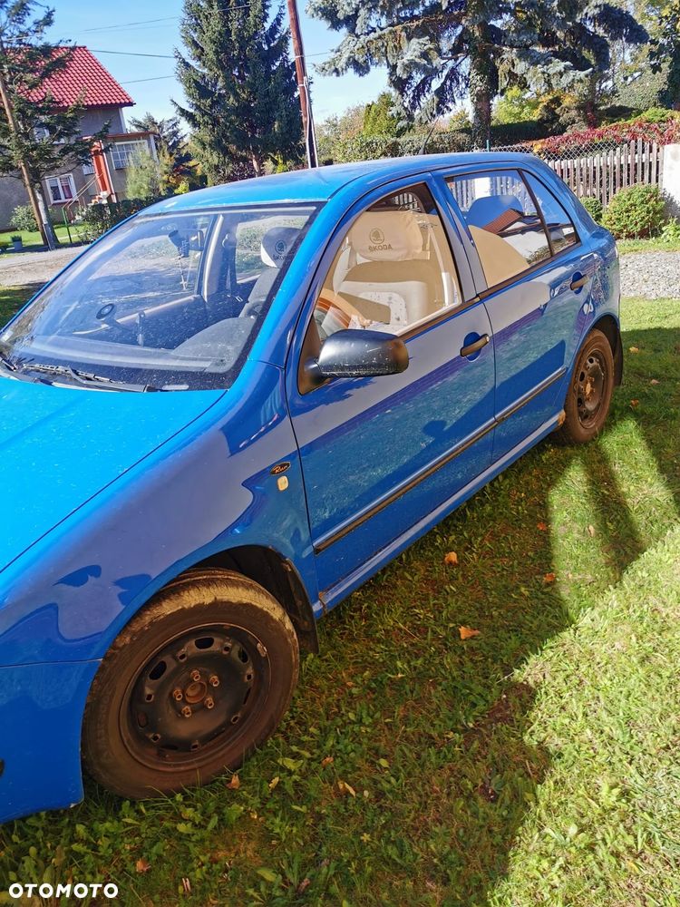 Skoda Fabia 1.2 HTP Fresh - 2