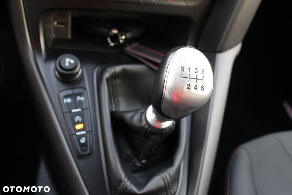 Ford Focus - 29