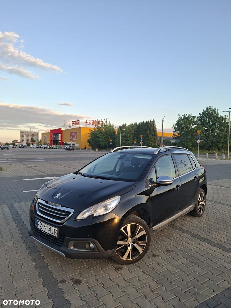 Peugeot 2008 1.2 Pure Tech GPF Allure S&S - 1