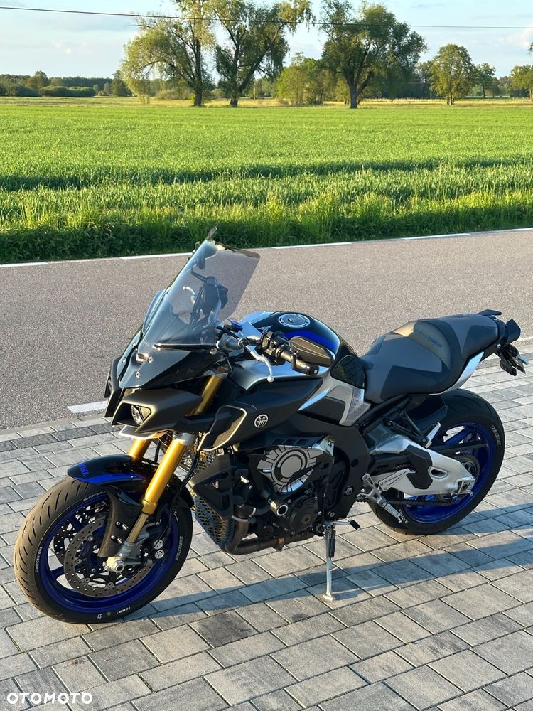 Yamaha MT - 8