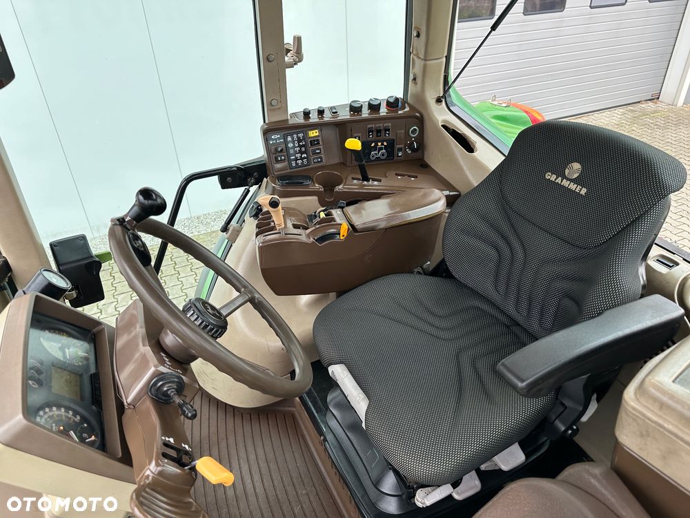 John Deere 6920s - 32