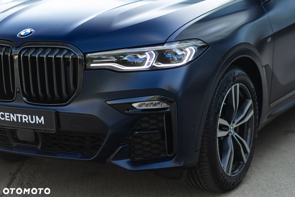 BMW X7 M50i sport - 8
