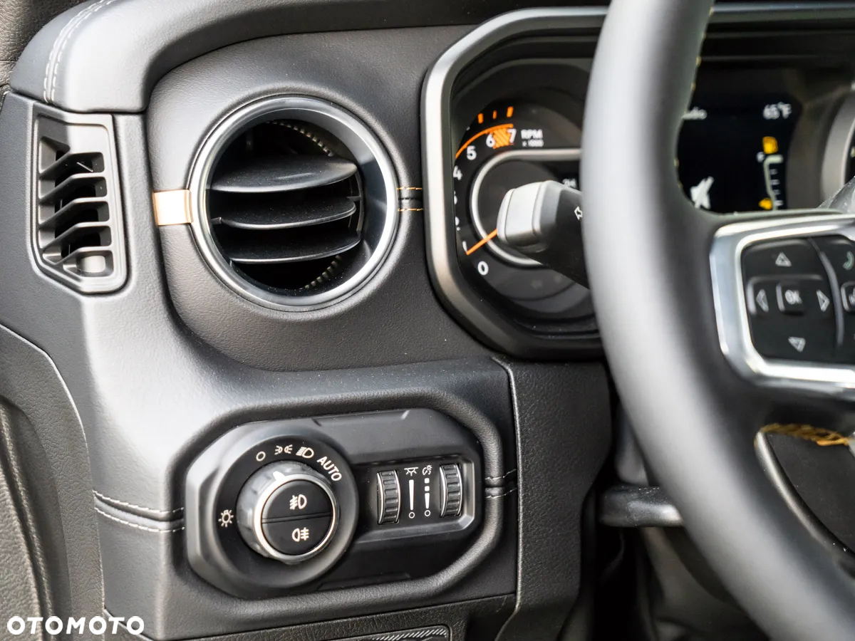 Jeep Wrangler Unlimited GME 2.0 Turbo Sahara - 20