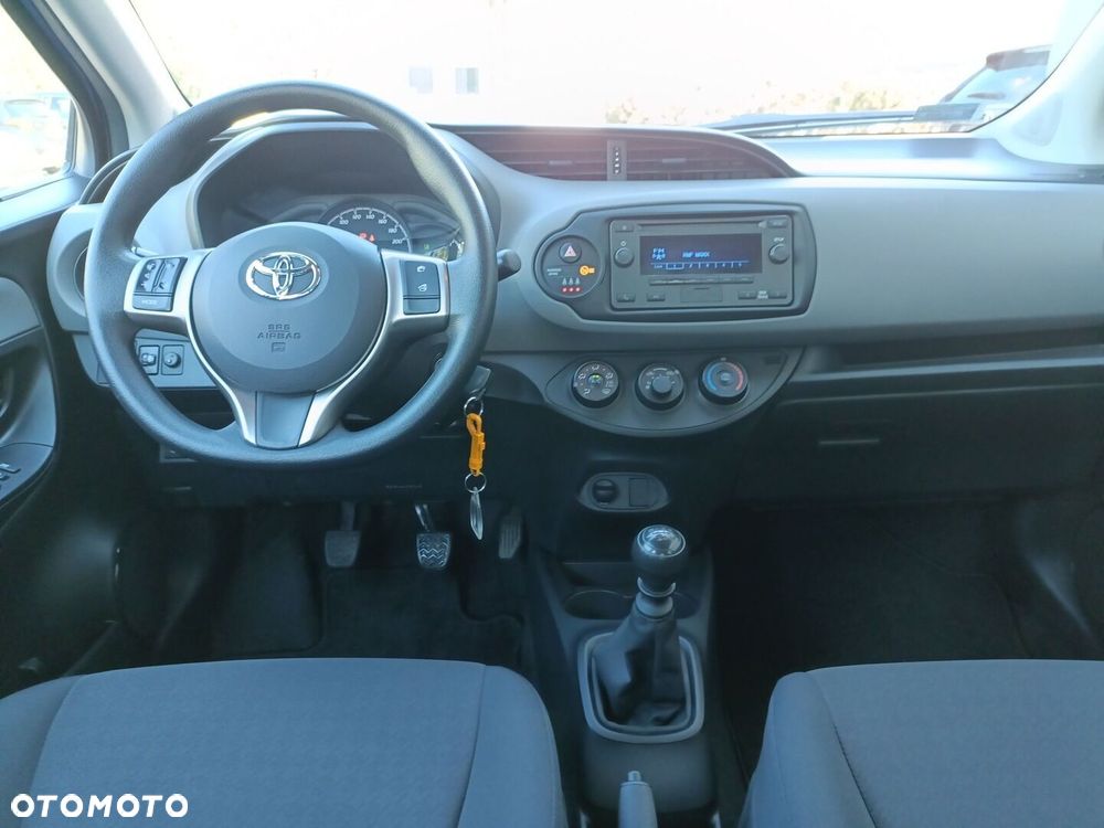 Toyota Yaris 1.5 Active - 13