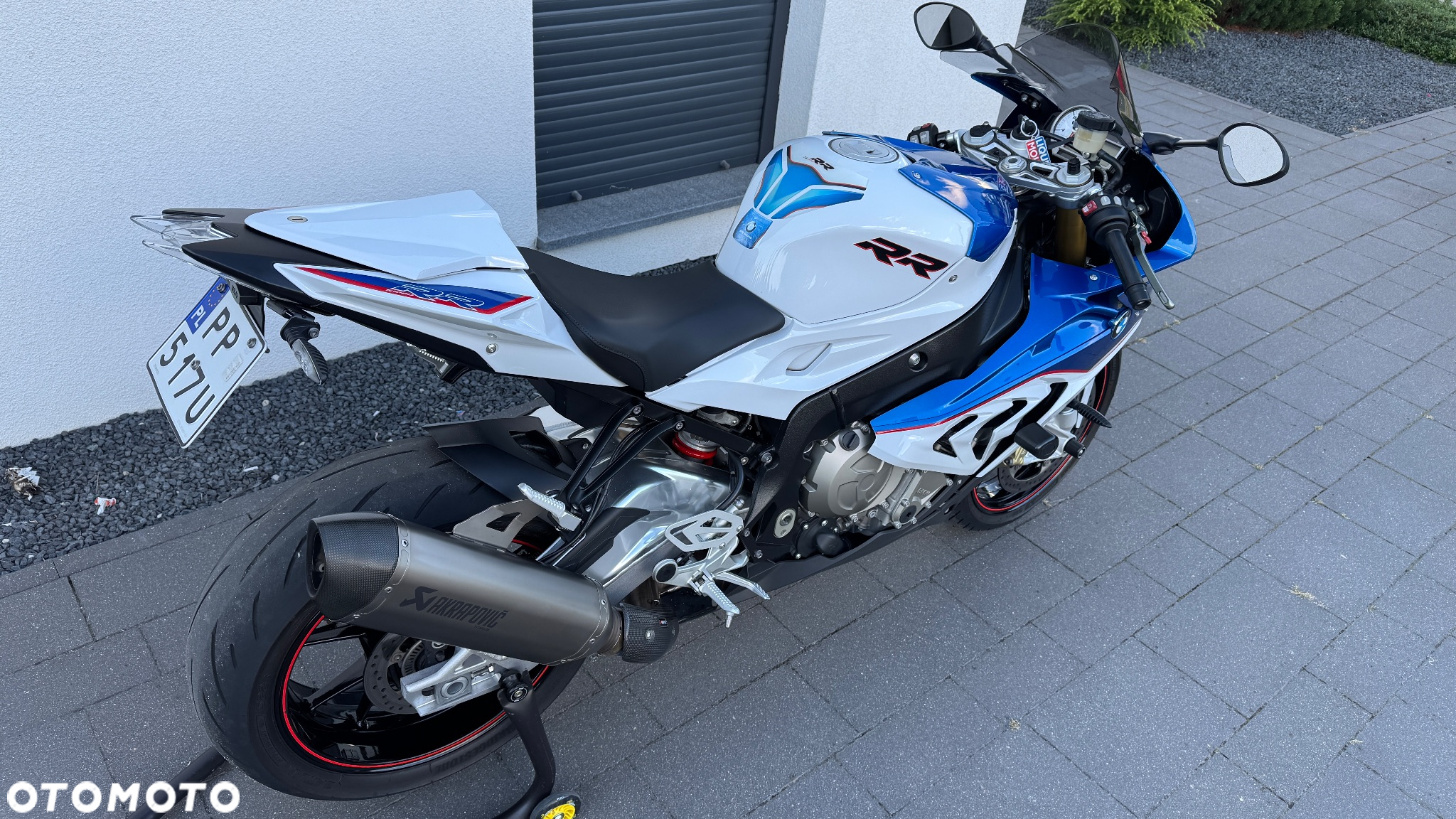 BMW S - 17
