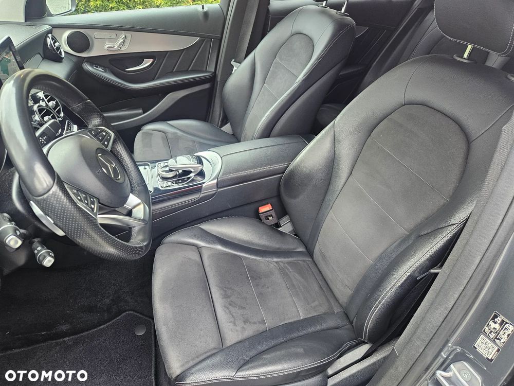 Mercedes-Benz GLC - 23