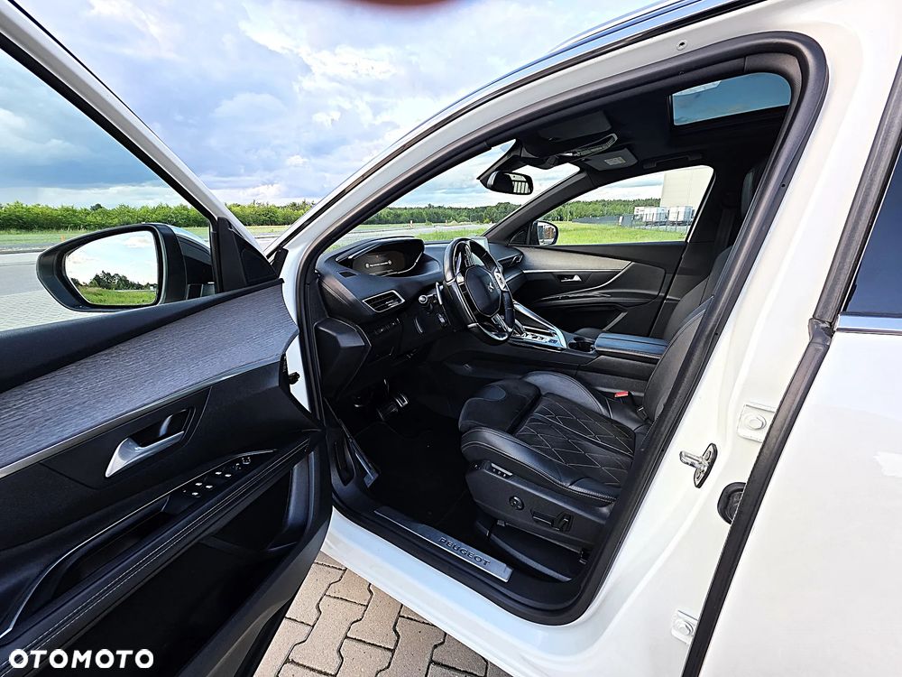 Peugeot 5008 2.0 BlueHDI GT S&S EAT8 - 17