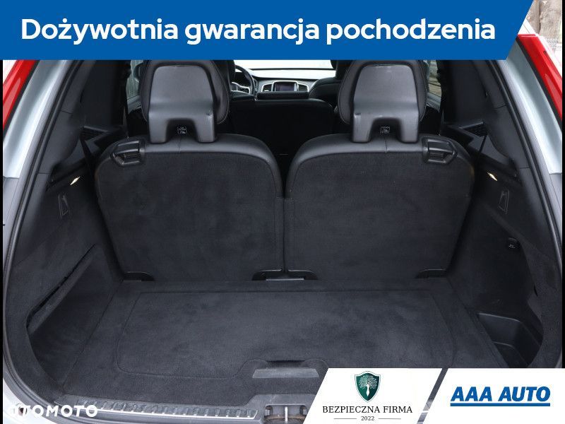 Volvo XC 90 - 23