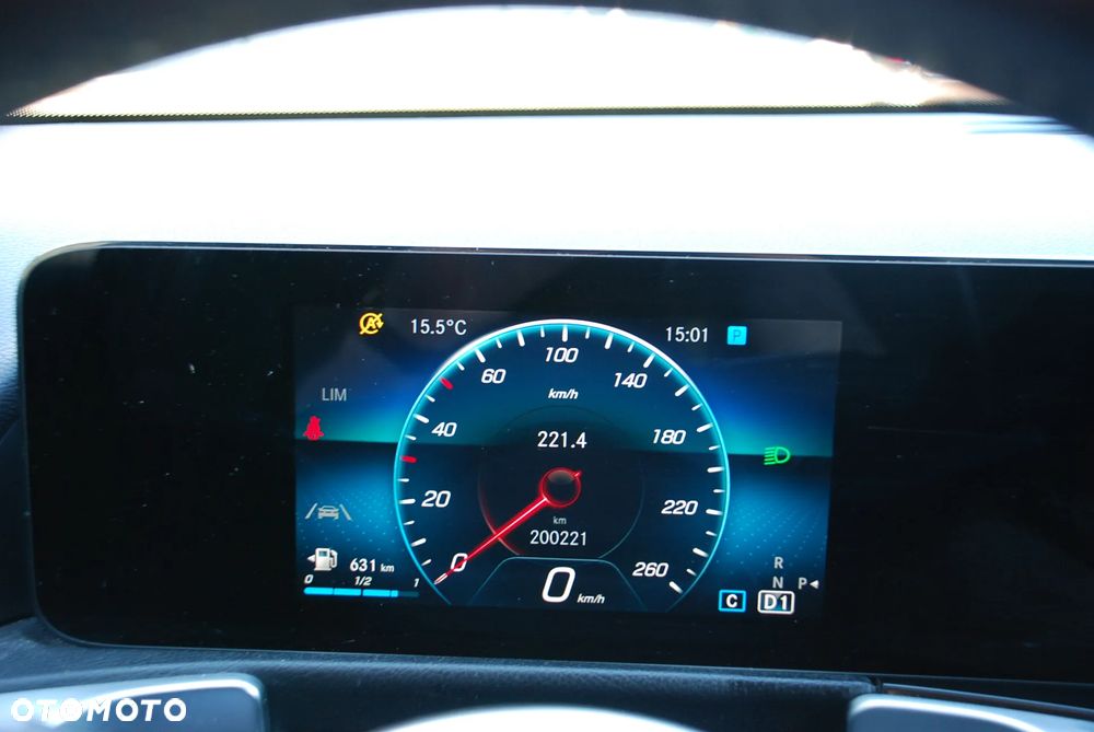 Mercedes-Benz GLB 200 d Progressive 8G-DCT - 23