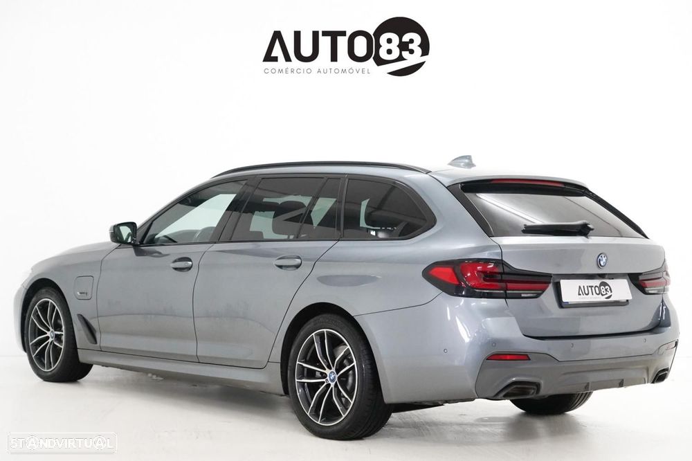 BMW 520 e Pack M - 4