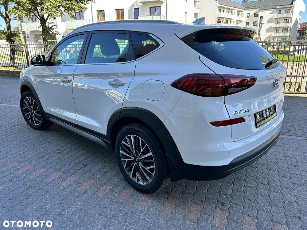 Hyundai Tucson - 8