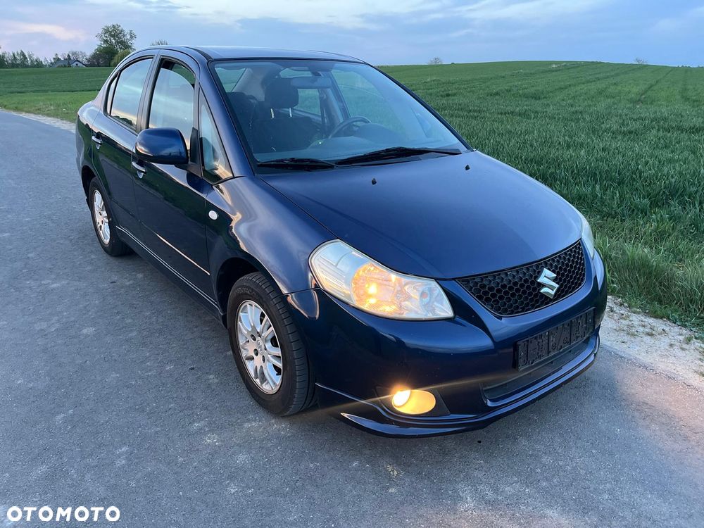 Suzuki SX4 - 10