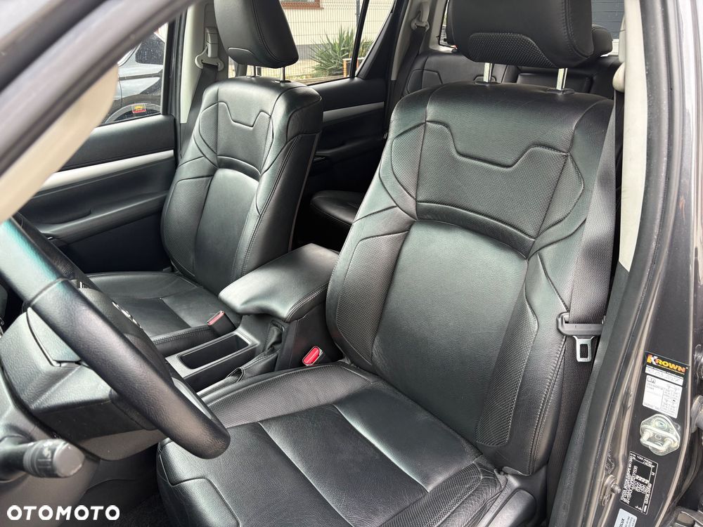 Toyota Hilux 2.8 D-4D Double Cab SR5+ 4x4 - 13