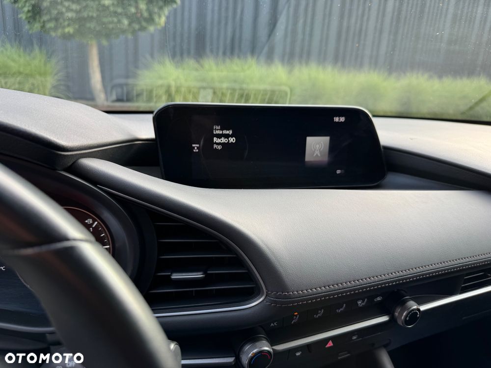 Mazda 3 SKYACTIV-X 2.0 M-Hybrid 100th Anniversary - 29