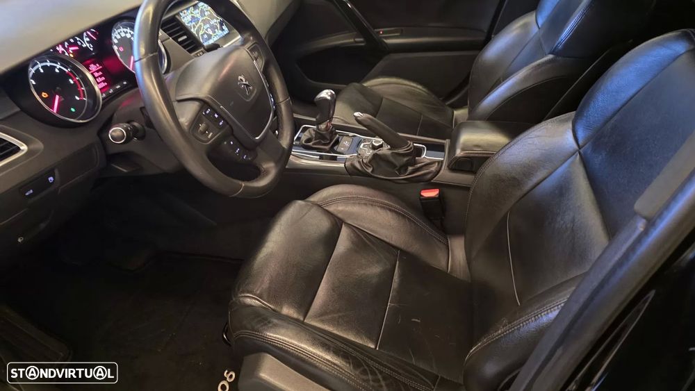 Peugeot 508 SW 1.6 e-HDi Allure 2-Tronic J18 - 32